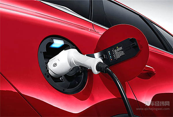 别忙着上天台了 不如买辆比亚迪唐来得实际！