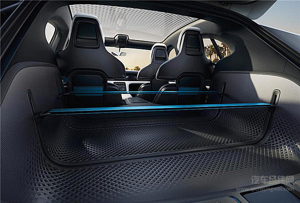 保时捷“秒杀特斯拉”利器：Mission E Cross Turismo日内瓦车展首秀