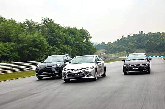 没什么比上赛道更好检验一款车的综合性能了。