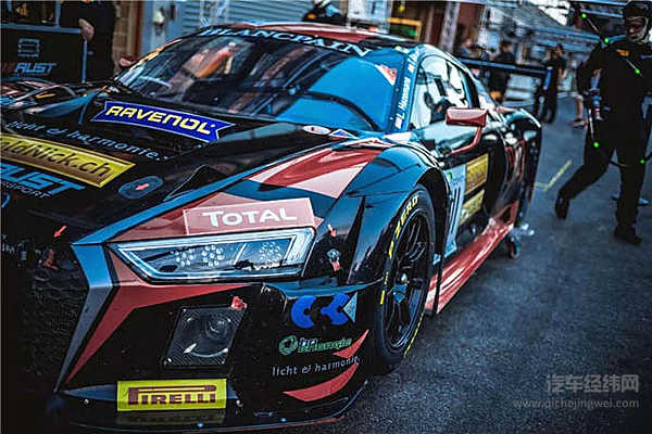 穿越了上千公里，只为看一家轮胎品牌如何在24小时耐力赛上夺冠