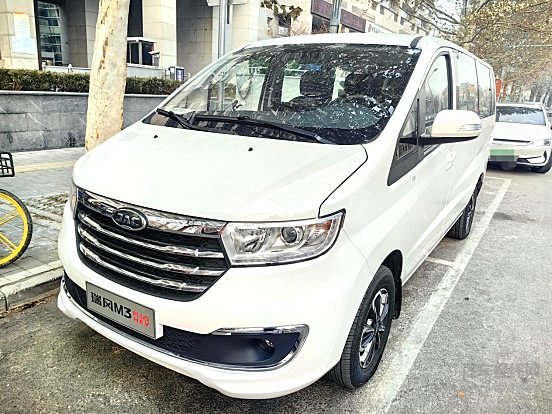 10万出头买宜商宜家的混动MPV 瑞风M3 PLUS HEV不做偏科生