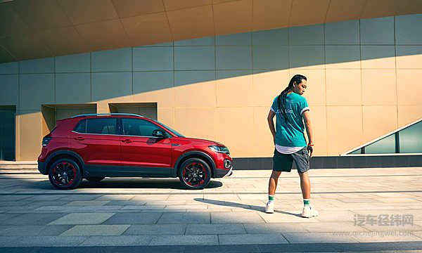 一汽大众探影：小型SUV市场再添新贵  这款车也“带字母”  