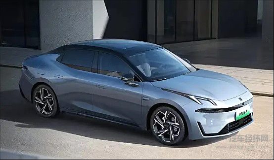 领克07 EM-P与哪吒S 谁能真正“硬控”到你？