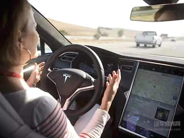 车红是非多 特斯拉Model 3“爆燃”！