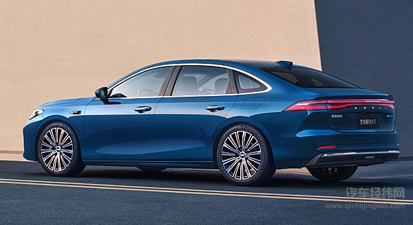 银河A7 EM-i全球首发：吉利插混新旗舰如何叫板比亚迪秦L？