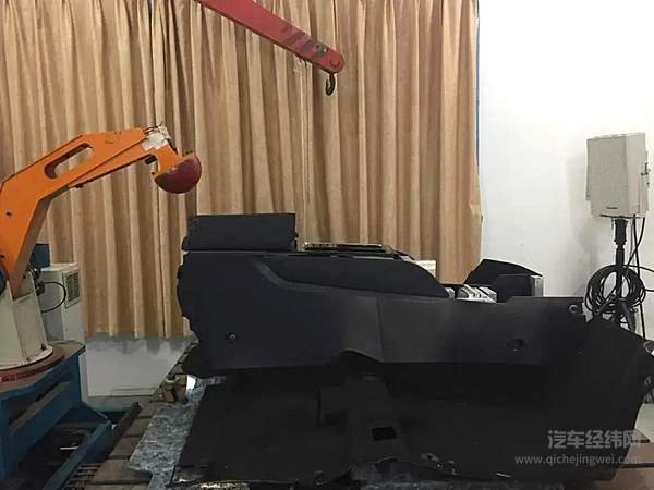 智能座舱要将车内安全保护推倒重来 这事靠谱吗？