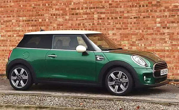 车漆中那些万紫千红的绿：不止暗夜绿，不是帽子绿