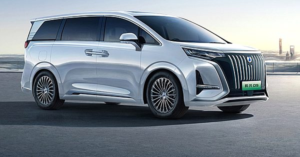 腾势D9连续三个月蝉联35万以上新能源豪华MPV销量榜首