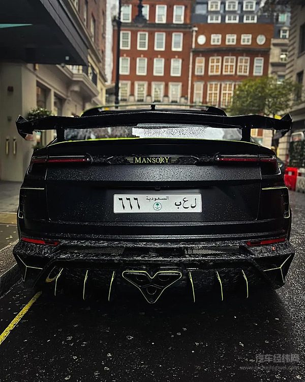 兰博基尼URUSMANSORY定制版