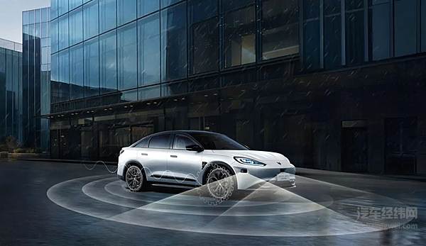 19万级即享华为三激光智驾ADS3.3