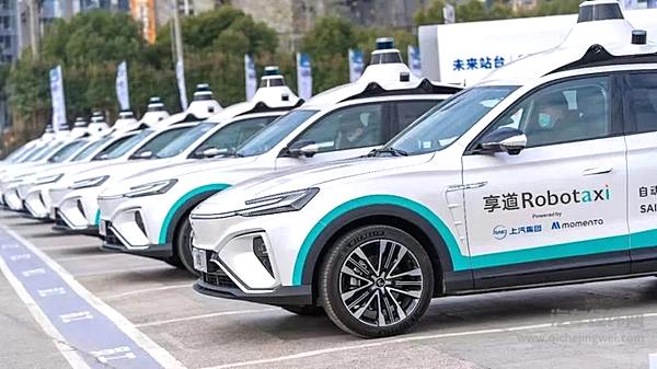 规模与成本 自动驾驶出租车的平衡术