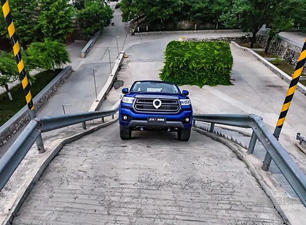 国内市占率近50%长城皮卡1-5月全球累计销售76665辆蝉联皮卡销冠