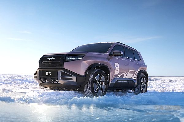 从边缘到主流 新能源越野车为什么火爆？