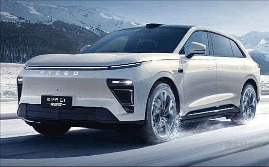 增程式中大型SUV对决 星纪元ET与问界M7谁更懂增程式电动？