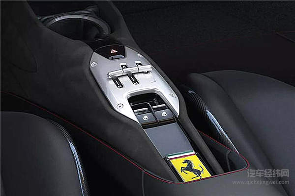 Diss混动车？ SF90 Stradale刷圈比辣法还快！