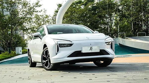 雷诺江铃羿：能否在纯电当道的时代闯出一片天？