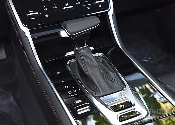 “PRND”都放在哪了？各种车型换挡方式大集合
