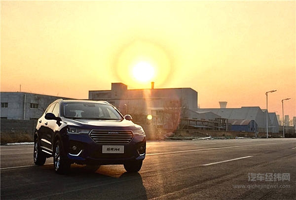 #车会玩#：哈弗H4上市玩起“叠罗汉” 就想证明“够皮实”！