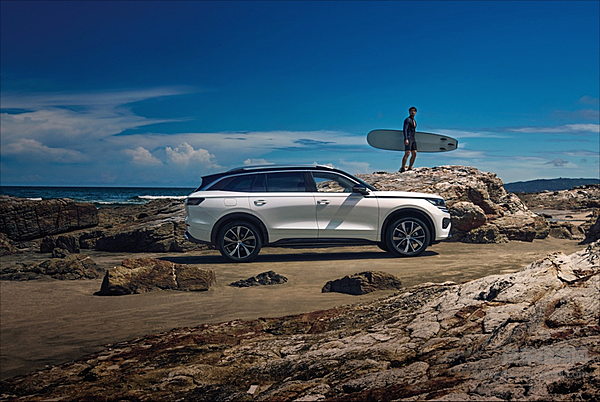 一汽-大众全新大五座SUV揽巡虚拟世界硬核上市  市场指导价27.49万起