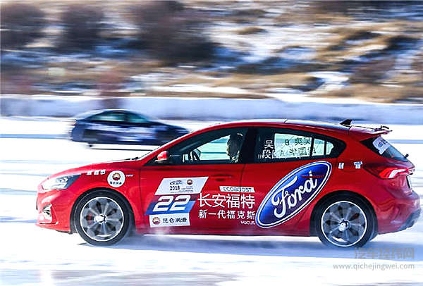 等不来北京的雪 福克斯跑去牙克石撒欢儿了！