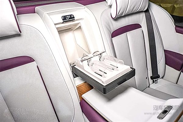 劳斯莱斯库里南MANSORY暮光紫定制版