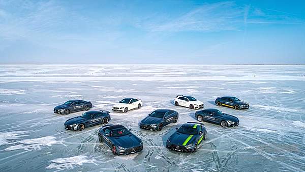 在冰面一次解锁6大F1赛道 我“漂”了