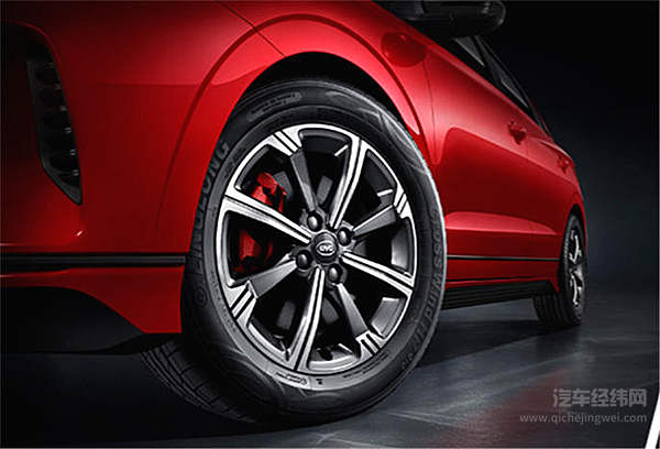 当步入社会的你遇上走出工厂的比亚迪e2