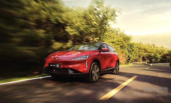 国内车市利好不断 政府帮扶助车企挺过难关