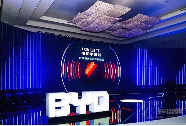 为什么芯片短缺让全球汽车企业的保供压力倍增？