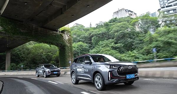 全新一代瑞虎7PLUS冠军版道路试驾