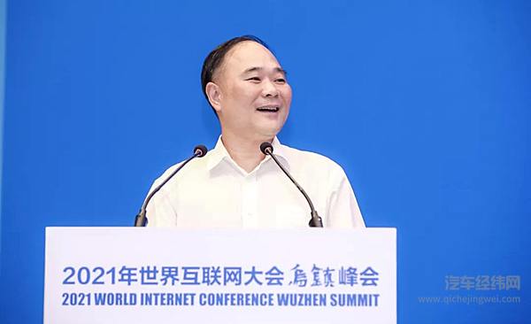 吉利控股集团董事长李书福 