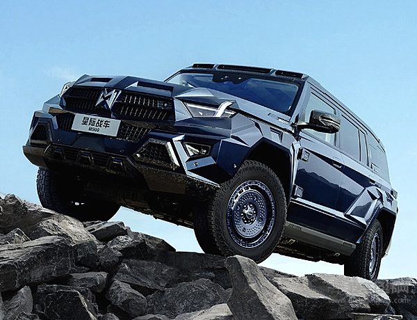 比亚迪三电对决军工品质 仰望U8L鼎世版与猛士917谁更强？