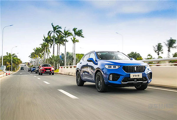 VV7/VV5车队三亚驰骋引注目 WEY品牌2018加速度持续领航