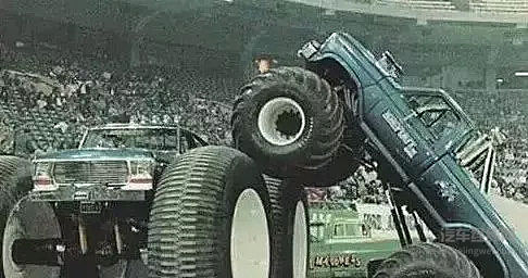 轮胎高1米7，动力上千匹，来看看这些怪兽车有多疯狂