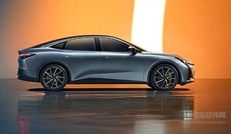 15分钟增加380km续航 极狐能否依靠阿尔法S5崛起？