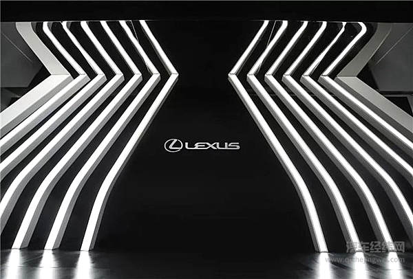 雷克萨斯ES：让有趣的灵魂住进好看的“皮囊”！