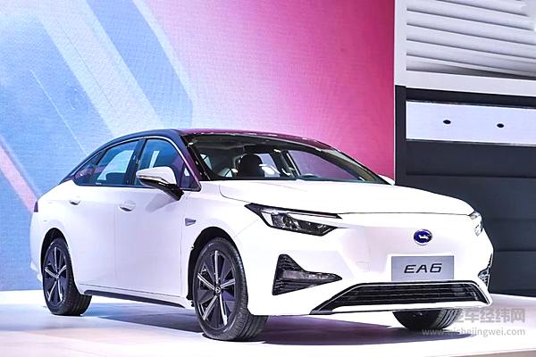 借着特斯拉Model 3的强势带领 高端智能电动车挺进20万元战场