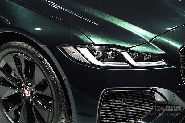 捷豹路虎双剑齐发耀动魔都 演绎“新现代豪华主义”