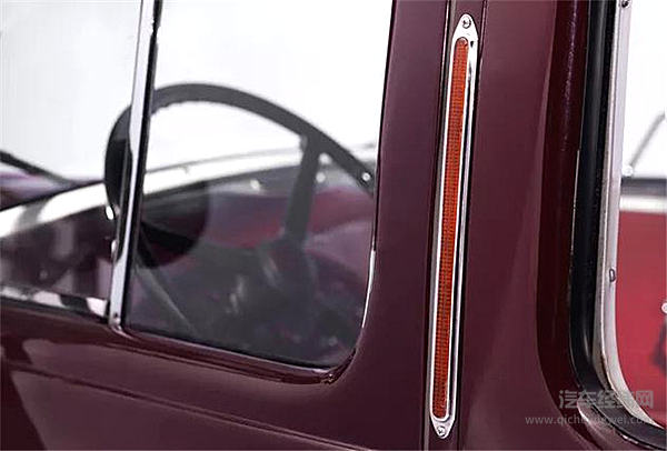 可看的不止彭于晏的腹肌，详解《邪不压正》中最值得看的5台车！ 