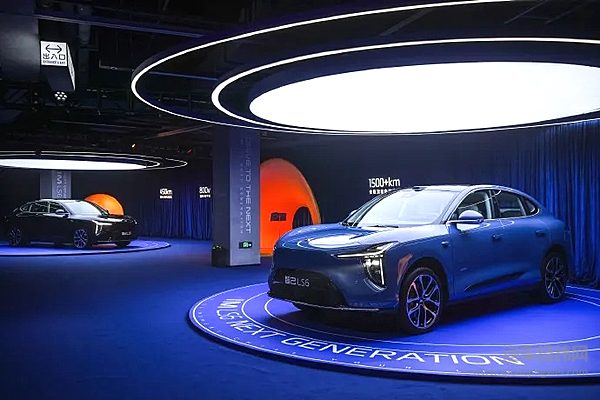 20万级增程SUV对决 阿维塔07与智己LS6谁更强？