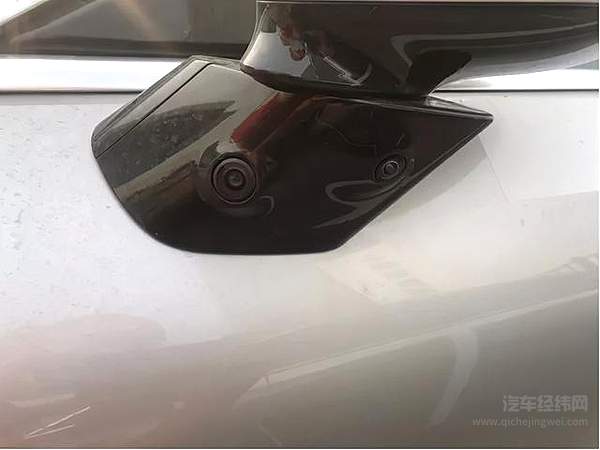 最高配置反成鸡肋？小鹏P7各版本要如何选