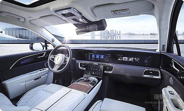 如此澎湃的动力 是红旗E-HS9的回应