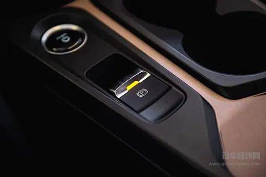 不潮不来电 思皓E10X上市售3.99万元—7.59万元