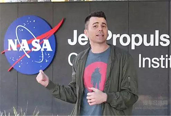 一辆汽车，四套音响，看看巨头们如何让汽车变得更好玩