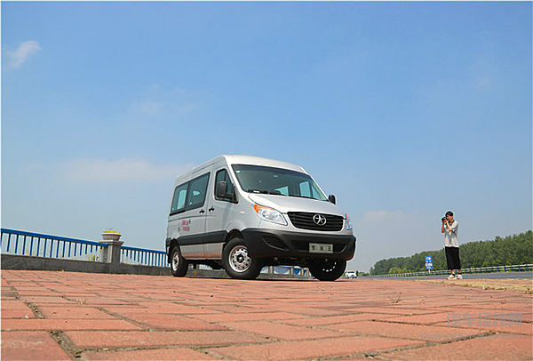 江淮星锐节油王即将上市 “节油“和“大载货空间“一年至少多赚15％