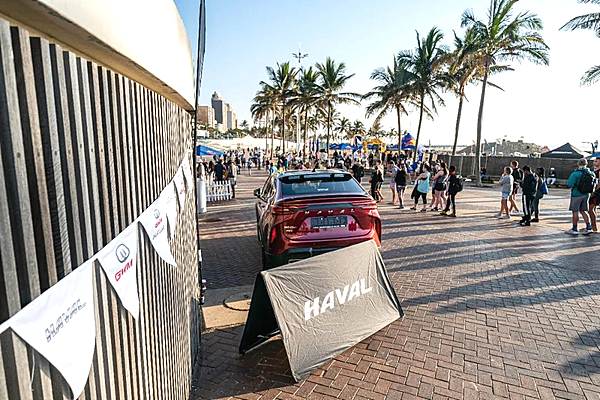 长城汽车携哈弗H6 GT、长城炮嗨玩南非一英里沙滩跑活动