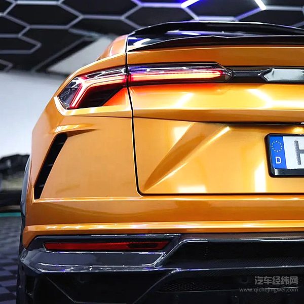 兰博基尼URUSMANSORY定制版