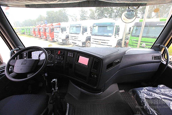 百万公里豪沃T7H的实力配置