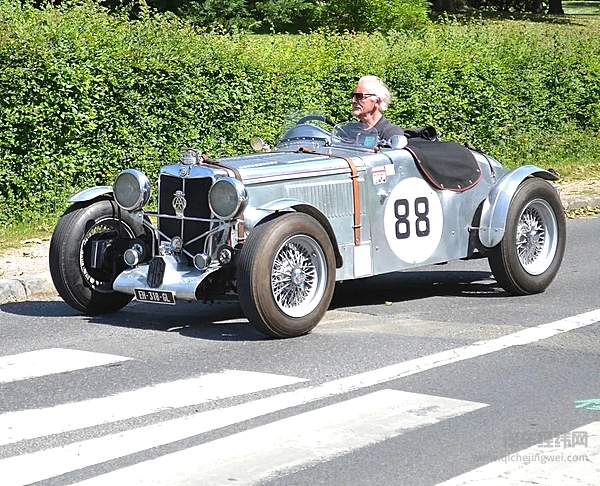 敞篷车经久不衰靠什么？！