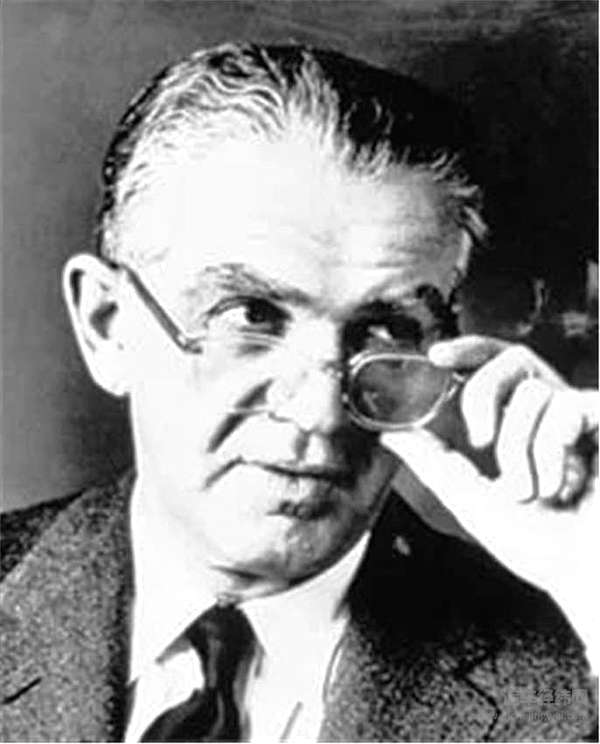 我们要用多少年，才能把汽车开上天？